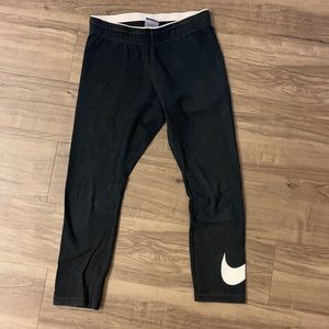 Nike crop leggings